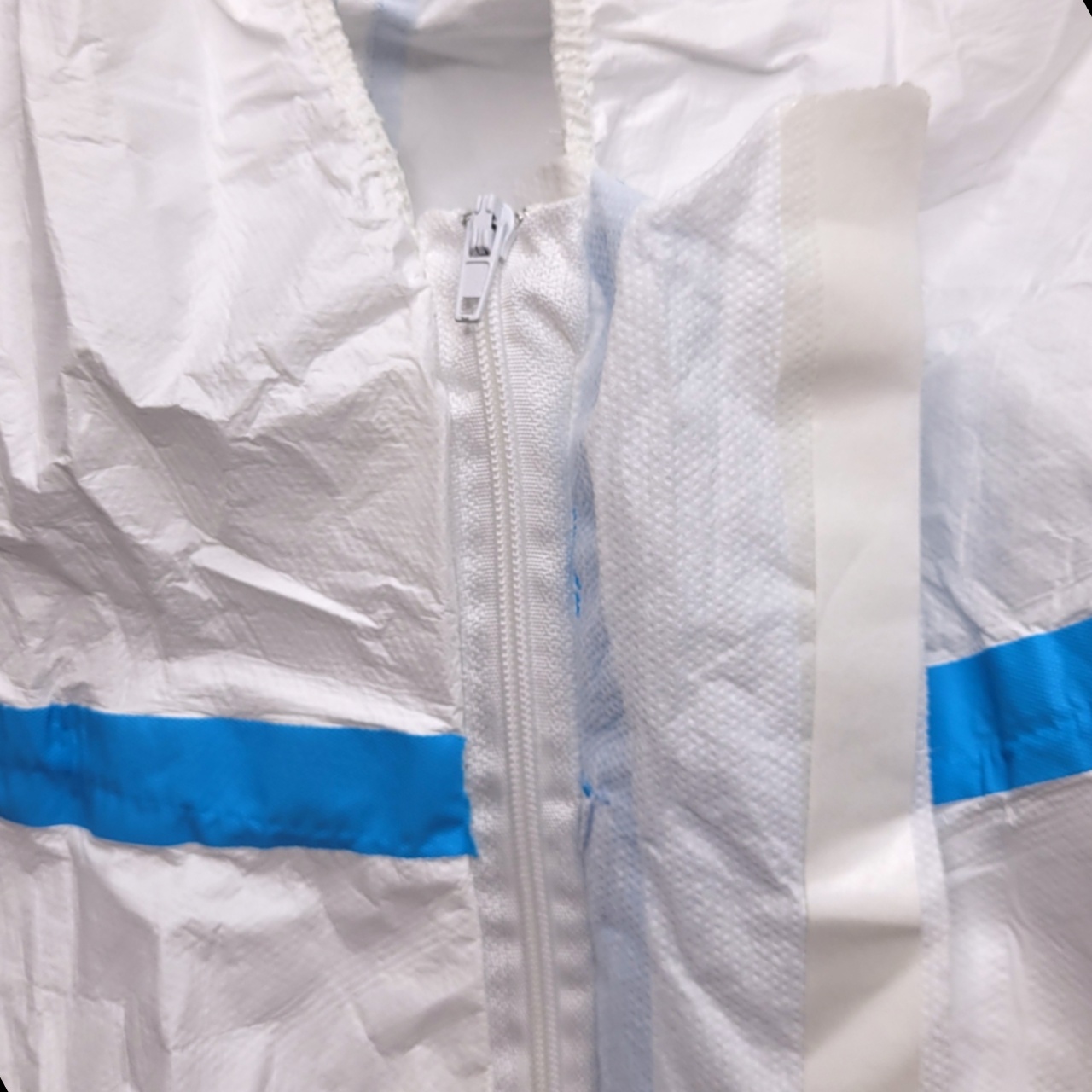 Комбинезон (костюм)  защитный XXL с бахилами и капюшоном, на молнии, 260 гр. оптом